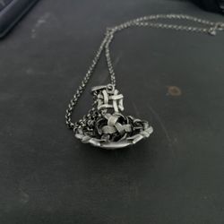 Vivienne Westwood Orb Necklace