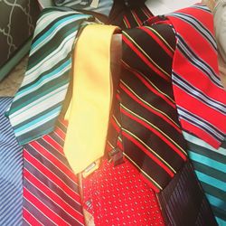 Corbatas Diferentes Colores