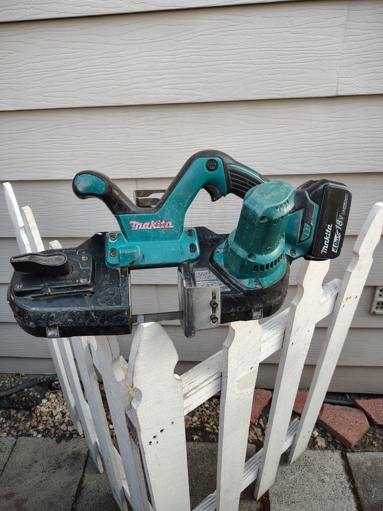 Medium Makita Bandsaw