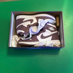Jordan 1 Mauve Size 9
