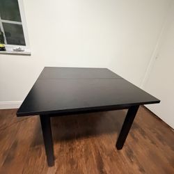 Black Table 2-4 People