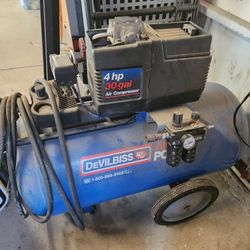 Devilish 4.5 Hp 30gal Air Compressor
