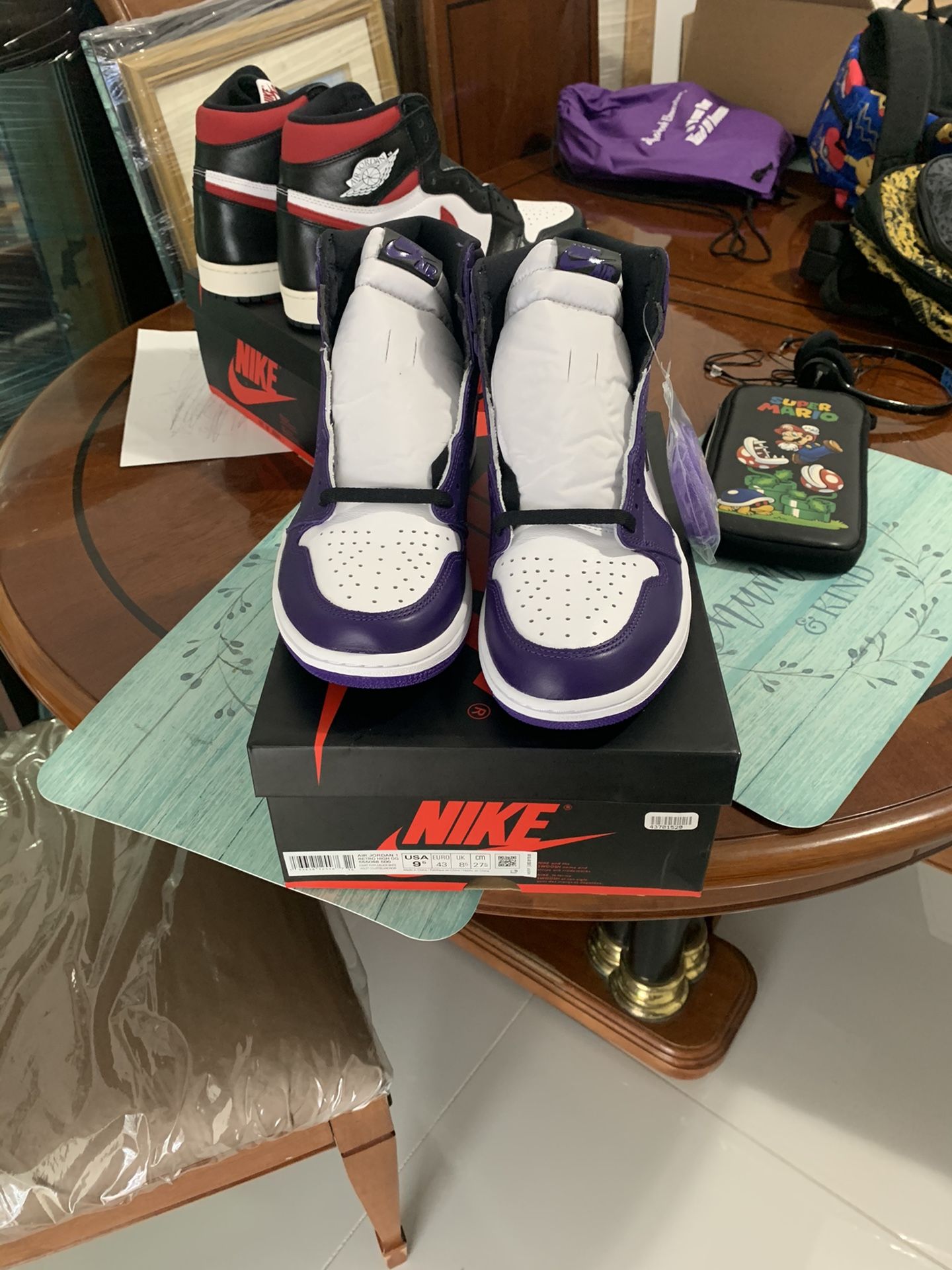 Jordan 1 court purples size 9.5 , 12