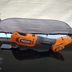 RIDGID 18V Cordless Oscillating Multi-Tool 