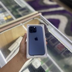 iPhone 15 Pro Max Unlocked 