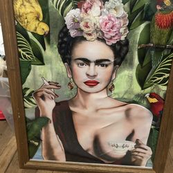 Beautiful Frida framed picture 
