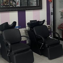 Beauty Salon Shampoo chairs