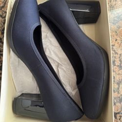 ANNE KLEIN Carole Pump - Women’s Size 11