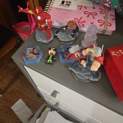 Disney Infinity Marvel Ps3 STARTING FUGURES + CAVEMAN FILMS FIGURINE