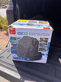 iLive GEO Waterproof Wireless Rock Speaker