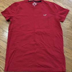 Men’s Hollister Tee