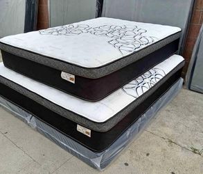 Brand new Full size mattress and box spring with free home delivery 🚚