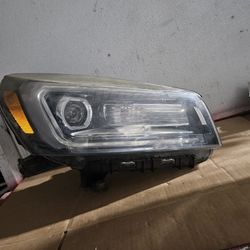 2013 2016 Gmc Arcadia Passenger Side Oem Headlight 