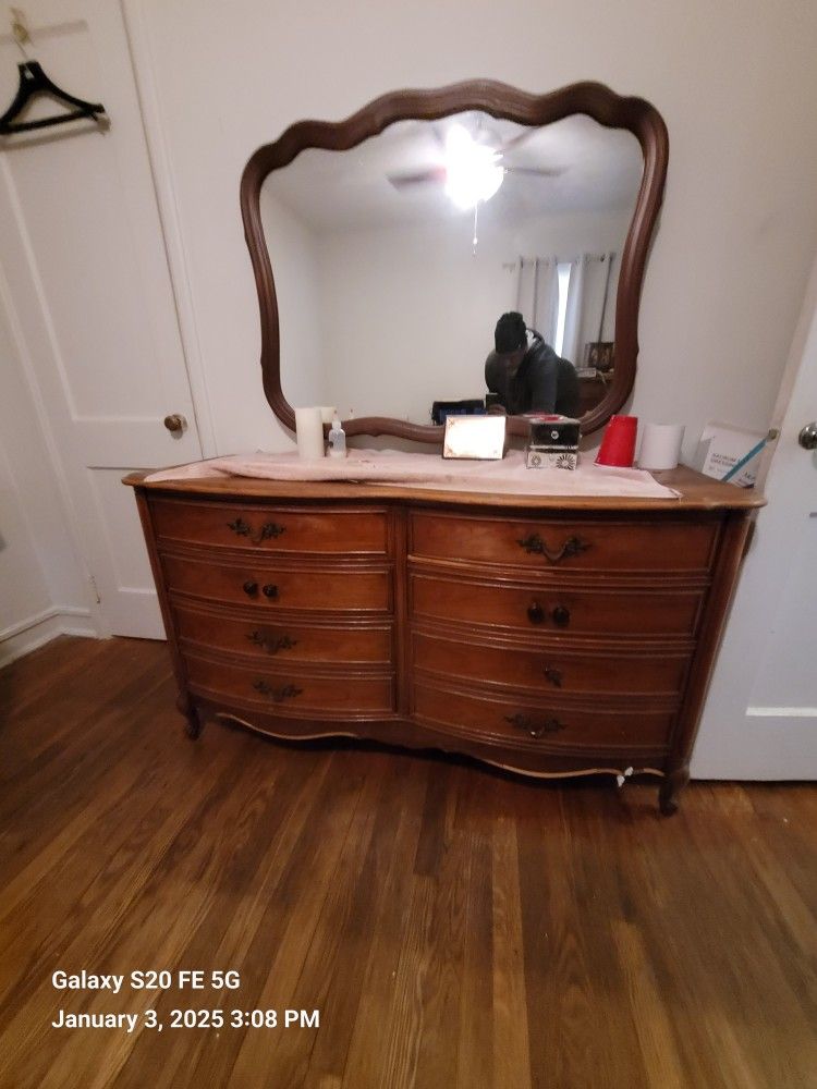 For Sale: Vintage Real Wood Bedroom Furniture Set