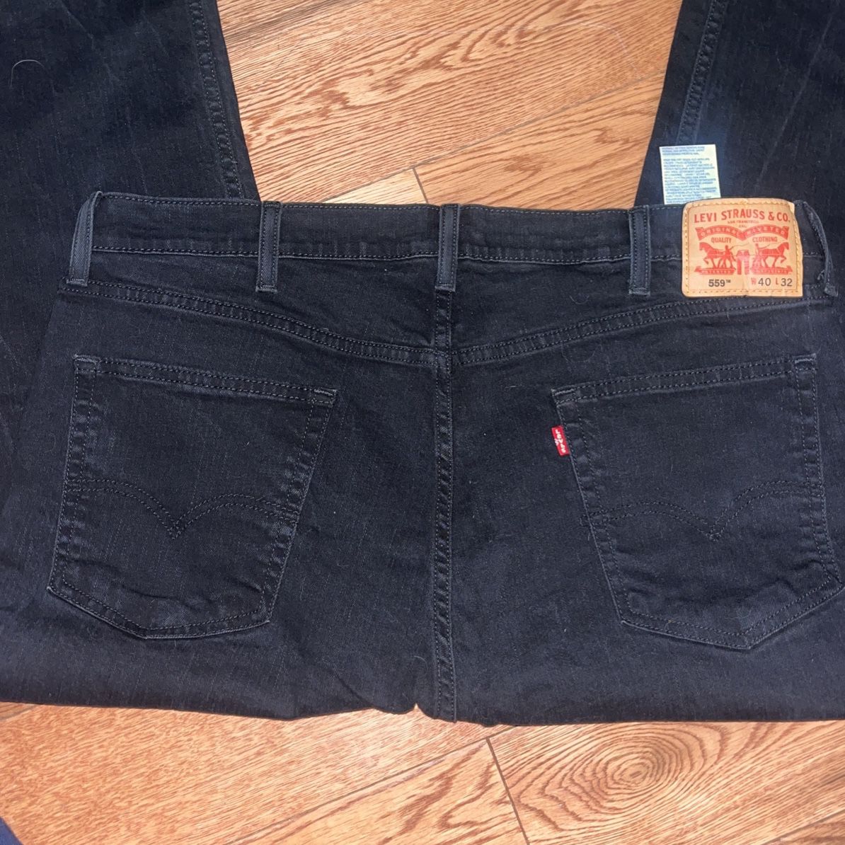 Brand New Black Levi 559 Size 40x32 Jeans