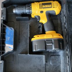 DeWalt DRILL