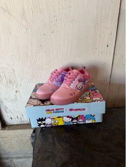 Heelys x Hello Kitty and Friends Kuromi Pink and Purple Wheeled Shoes
