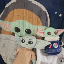 Baby Yoda Crib Size Bedding And Plushies $10 