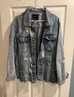 Men’s XL Distressed Jean Jacket