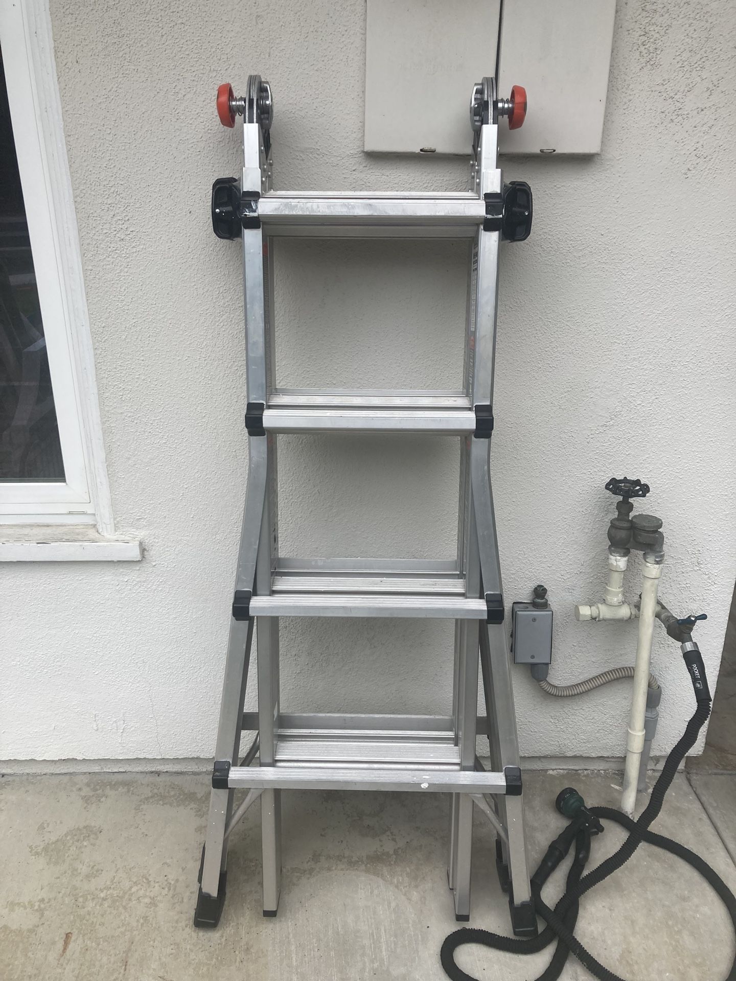 Telescoping Ladder