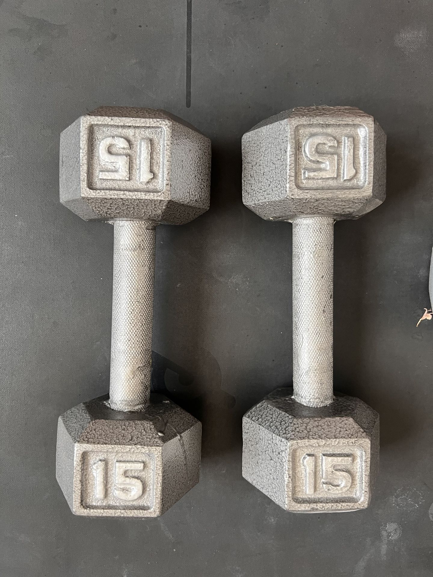 Dumbbell