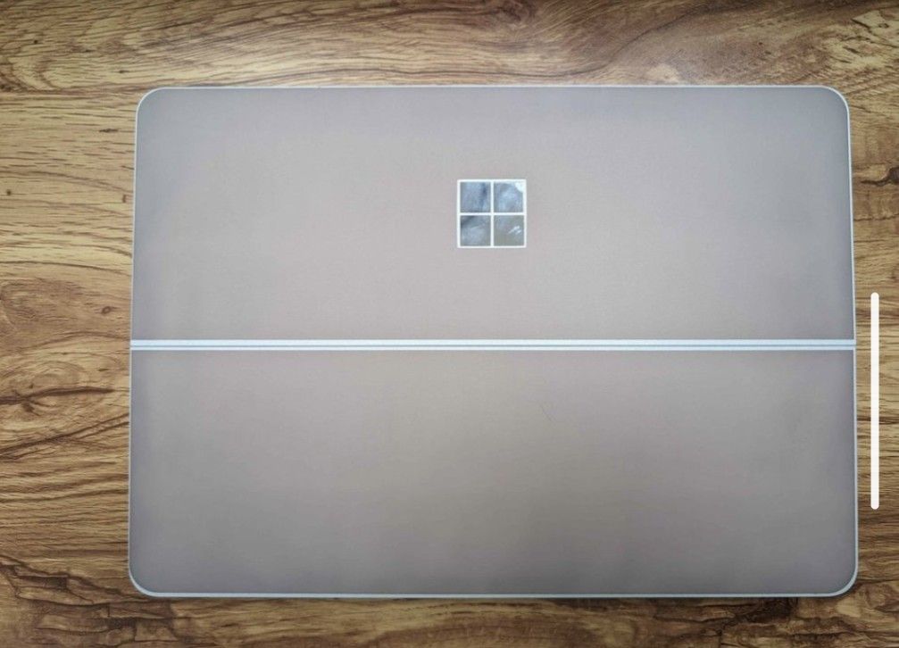 Surface Laptop Studio - Intel Core i5, 16GB RAM, 256GB SSD