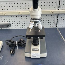 Boreal Microscope 
