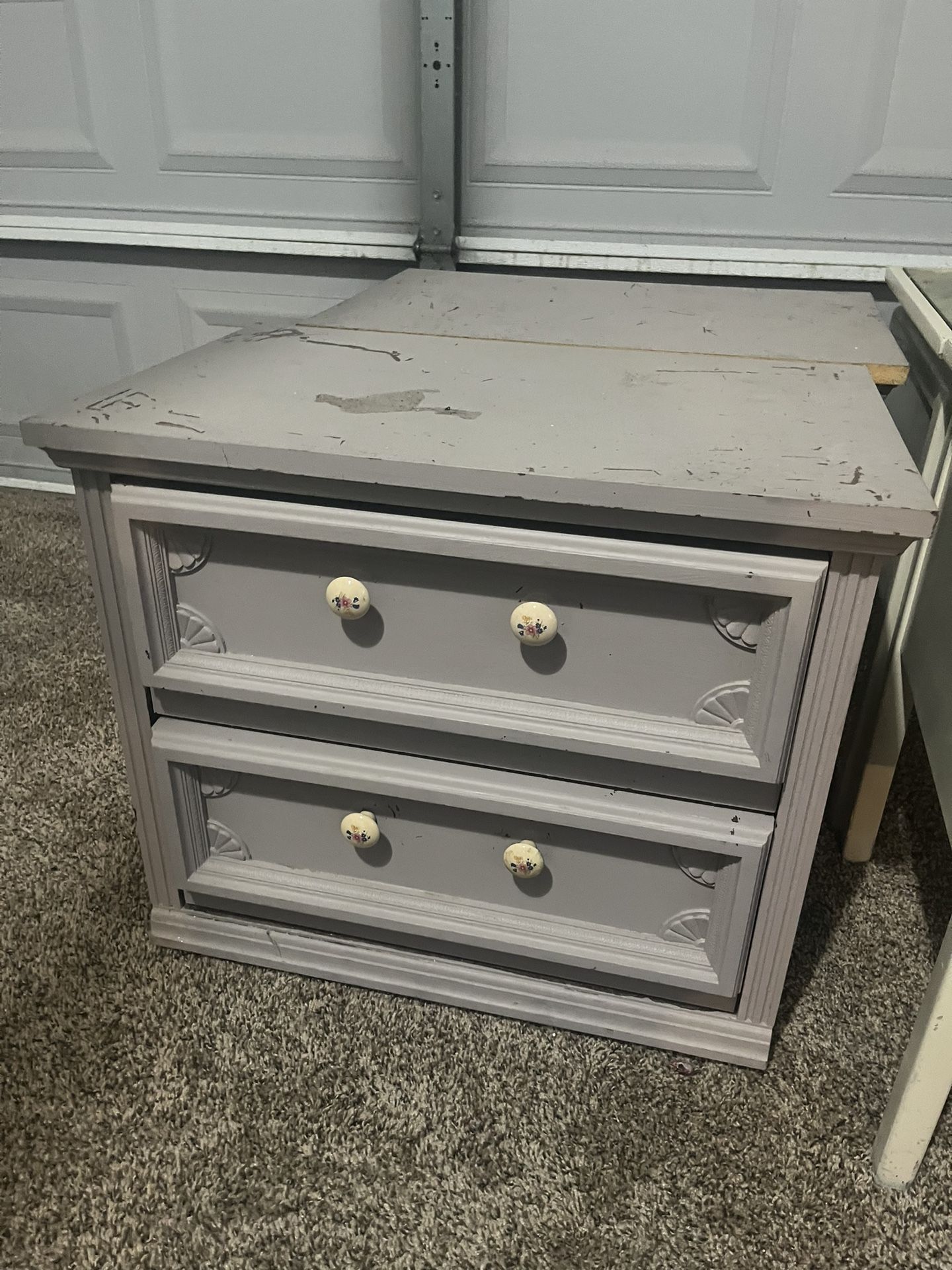 Chest Of Drawers/nighstands 