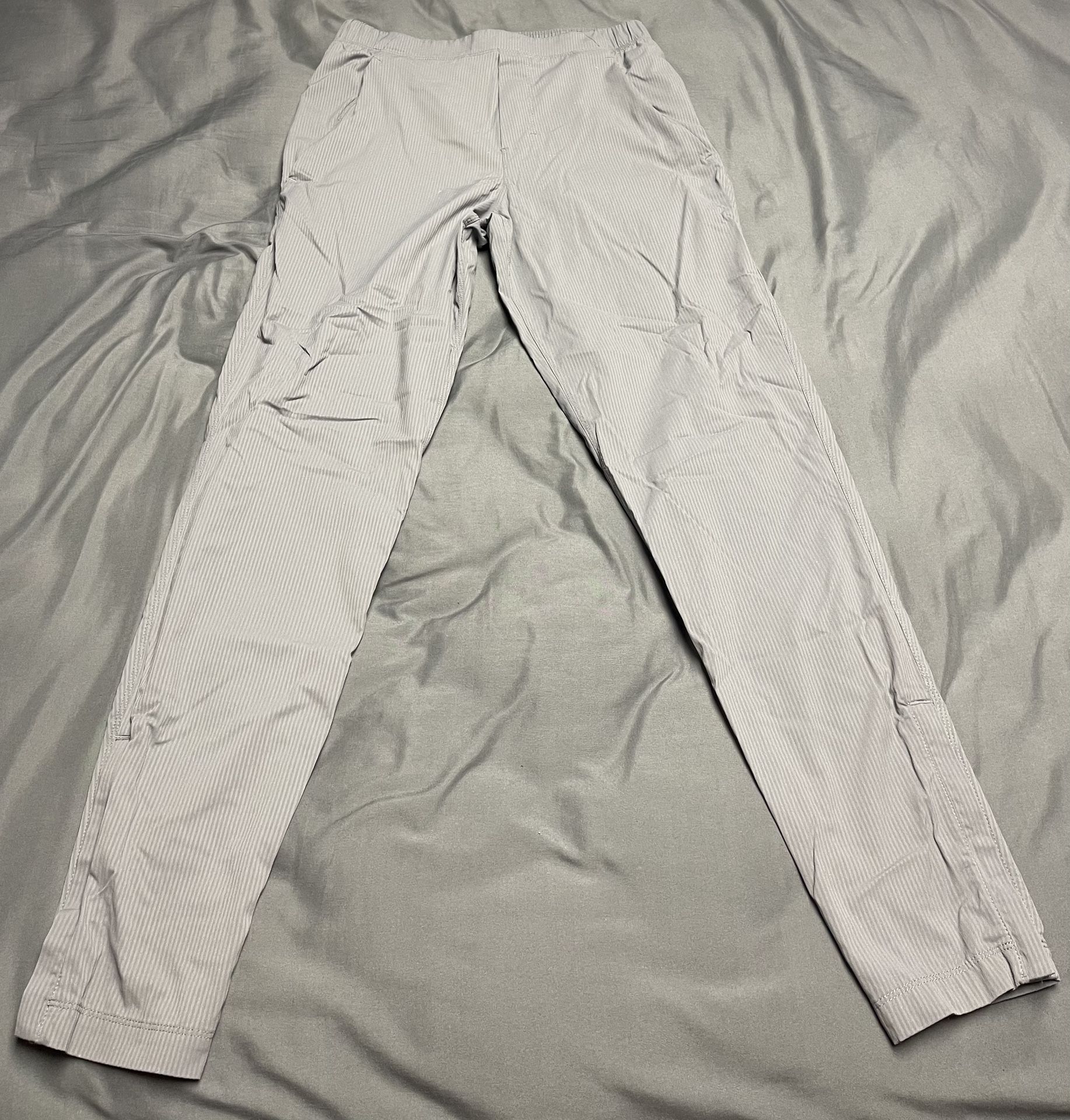 Men’s Lululemon Grey Joggers- Size Small