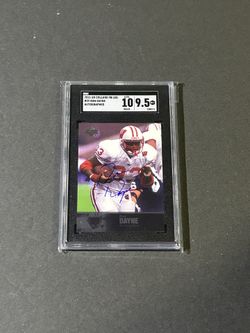(SGC 9.5 /10) UD College Football Legends Ron Dayne Auto Card #59