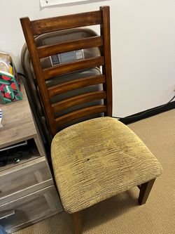 Dining chair