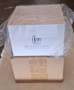 New Bardstown Bourbon Company branded garnish boxes bowls man cave den bar promo stand pub