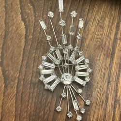 Vintage rhinestone spray brooch