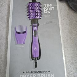 INFINITIPRO All-in-One Dryer Brush, Wet/Dry Styler, Black/Purple, New