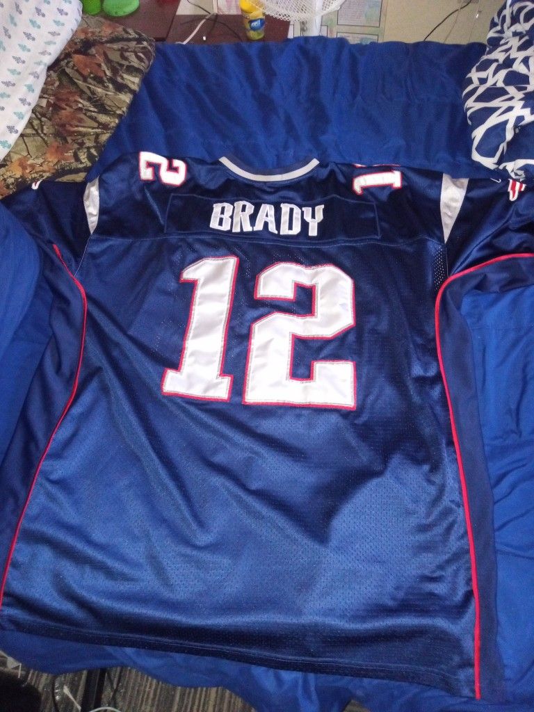 Tom Brady New England Patriots Reebok NFL Jersey EUC Youth Size XL for Sale  in Gilbert, AZ - OfferUp