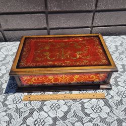 Large Vintage Collectible Treasure Box