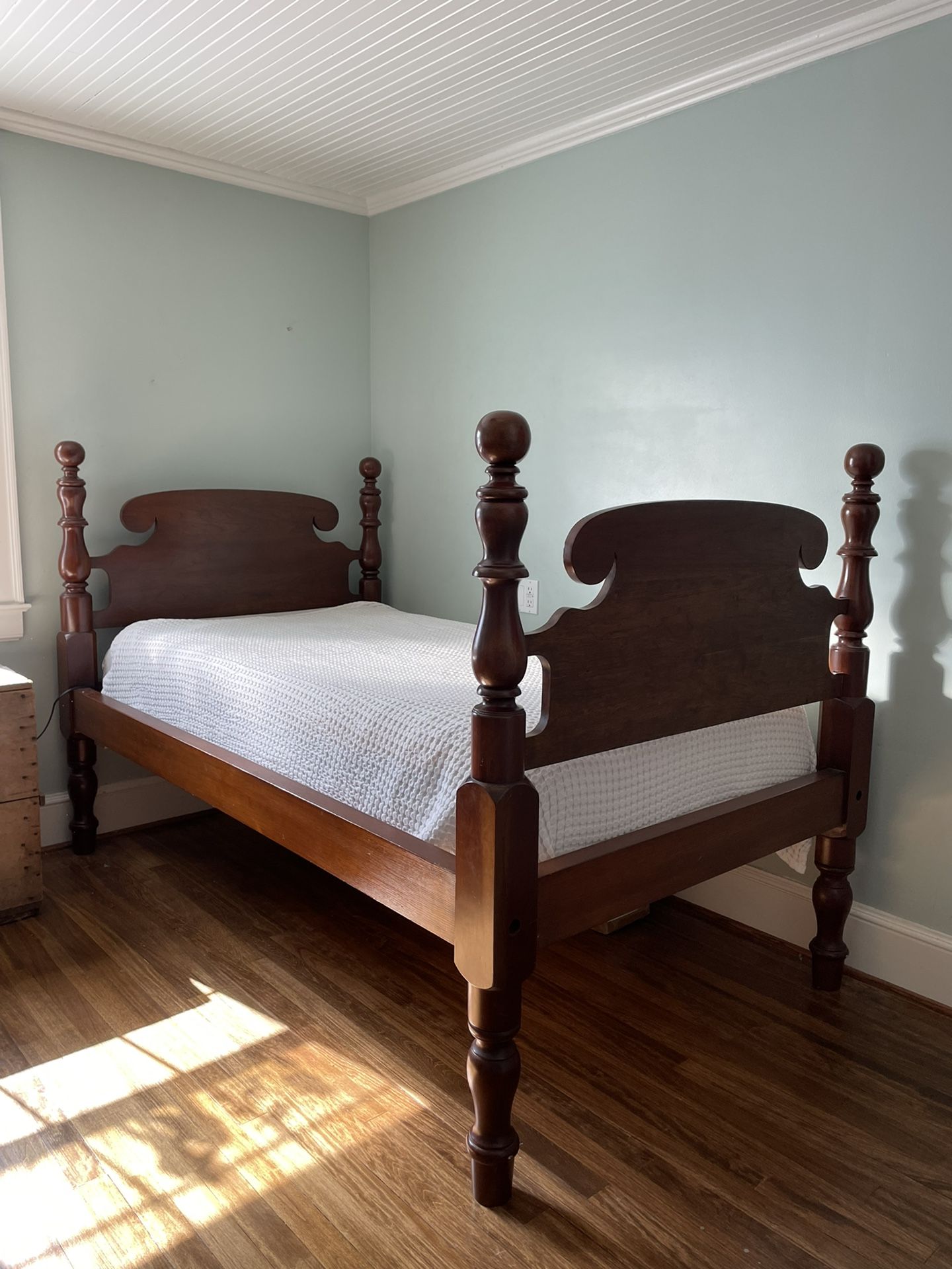 Vintage Solid Wood Twin Cannonball Bed
