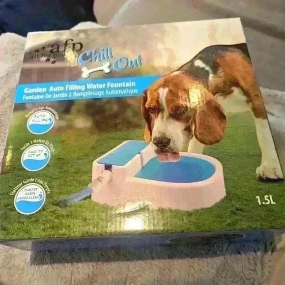 AFP Garden Auto Filling Water Fountain for Pets, Leash, Collar Bundle- New.