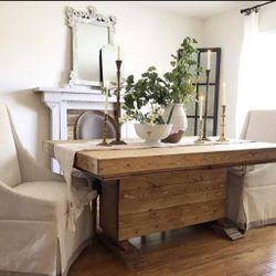 Beautiful Dining Table & New Chairs 