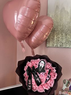 Spooky Vday Bouquet Valentines