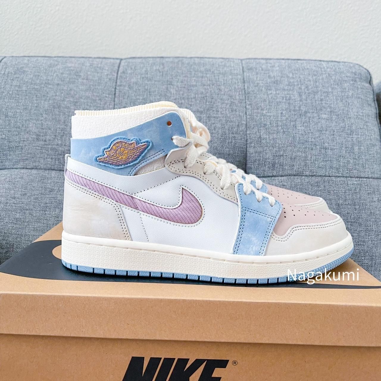 Nike pastel colour block hotsell