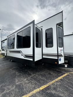 2025 KEYSTONE RESIDENCE 401FSRL