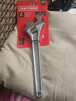 15 Inch Adjustable Wrench 