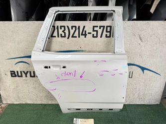 w/1dent 2025 CHEVROLET TRAVERSE XL REAR RIGHT DRIVER DOOR OEM AY67919