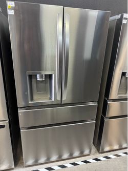LG - 30 cu 4 door refrigerator with 3 types of ice