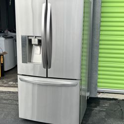 LG Counter Depth French Door Stainless Steel Refrigerador