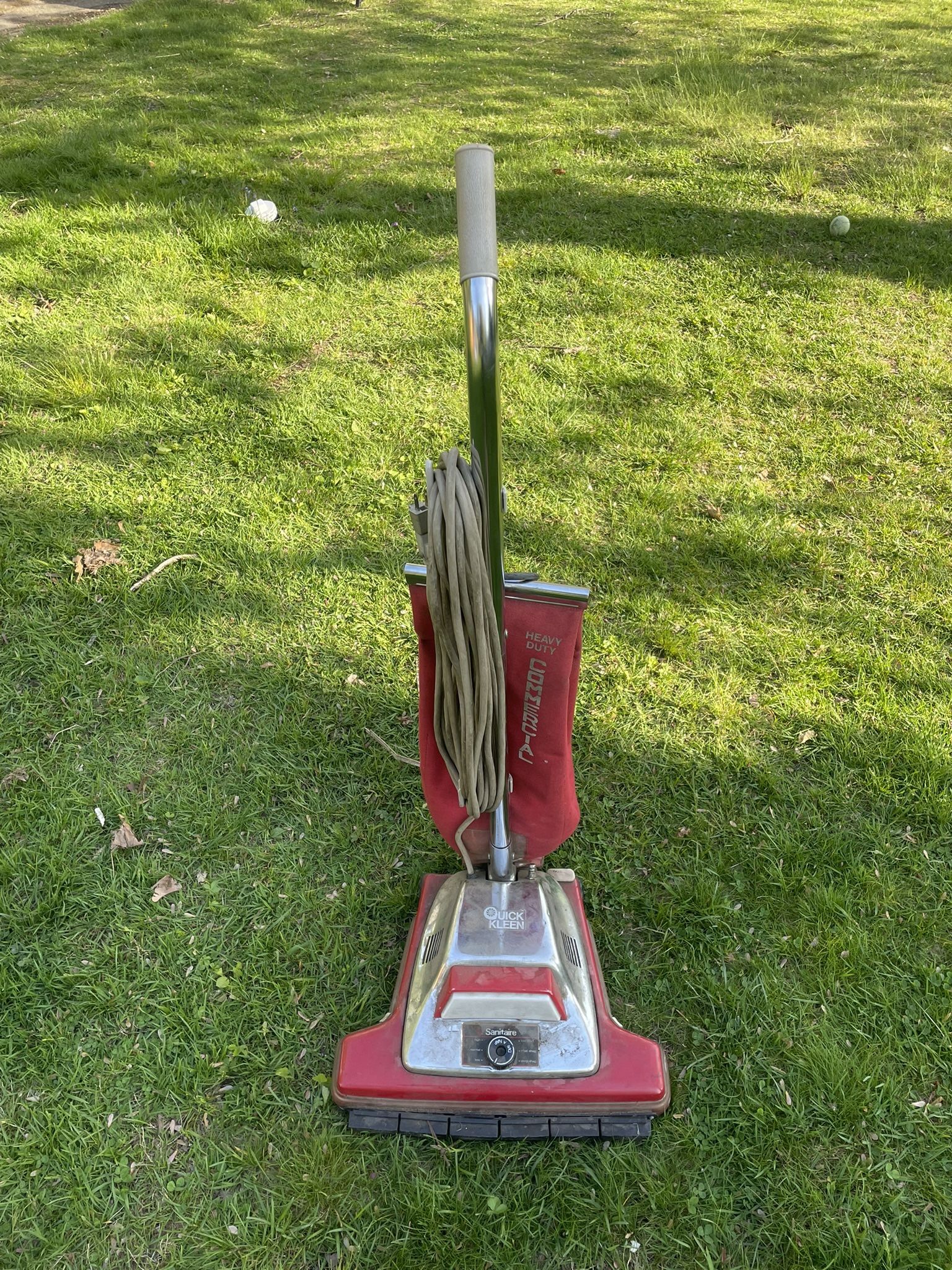 Sanitaire Heavy Duty Commercial Vacuum