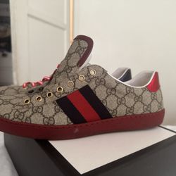 Gucci Shoes Supreme 100% Authentic 