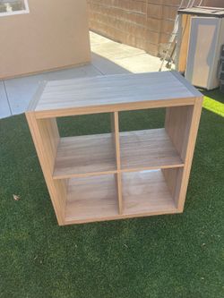 Cube Organizer Stand