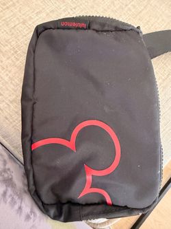 Lululemon Belt bag
